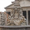 Foto: Dettaglio della Fontana - Pantheon  (Roma) - 2